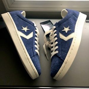 Classic Suede Converse